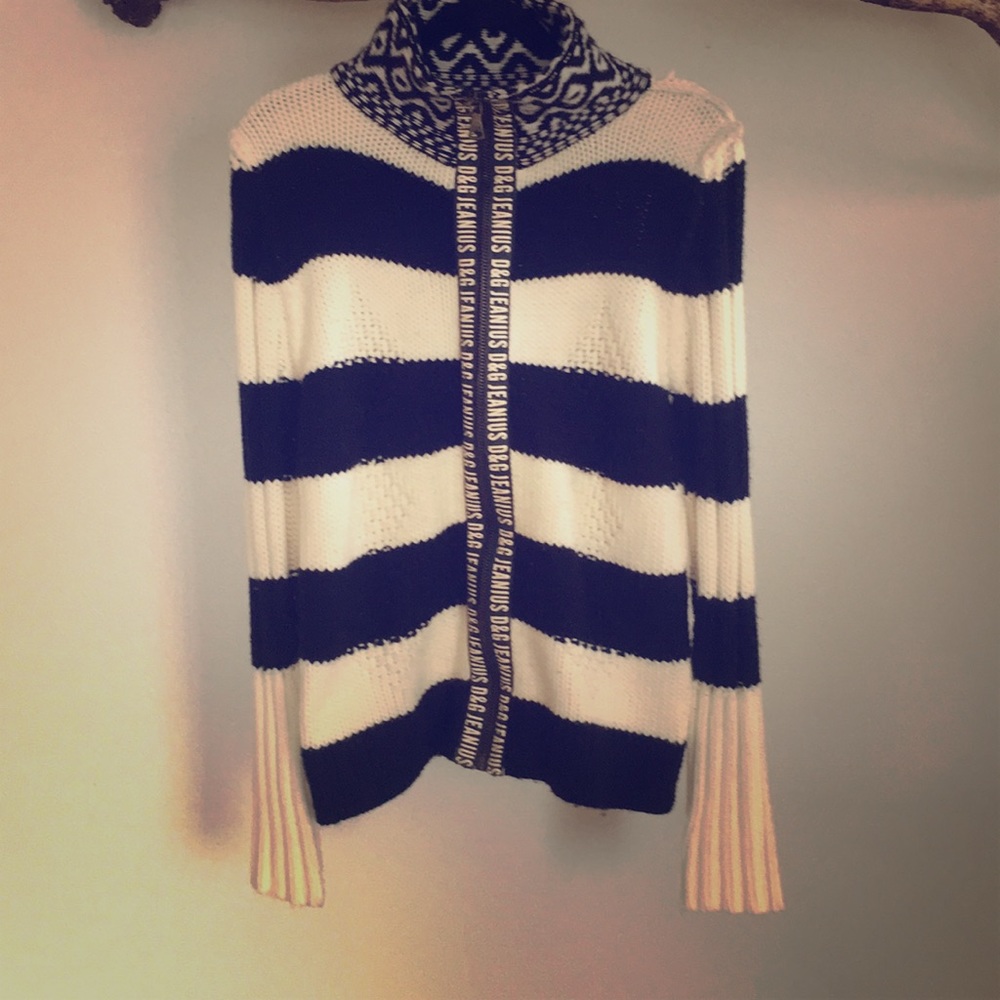 D&G zip up sweater